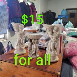 3 Figurines Good Cond 