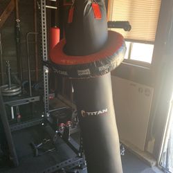 Titan Fitness Muay Thai Bag, X3 Shackles , Ring to Cage Punching Bag Uppercut Ring/Donut - Filled.