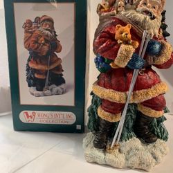 Collectible Santa Wong Int'l Inc. Collection in original box - 12”x 6” 