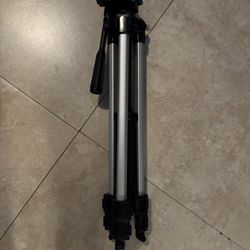 Video Camera Tripod