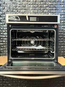 LG 30" WALL OVEN w/WARRANTY! R3010A