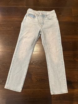 Women’s Levi’s 501 Straight Leg Jeans – W26 L28 1682