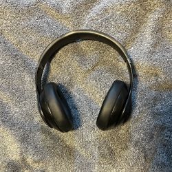 Beats Studio Pro