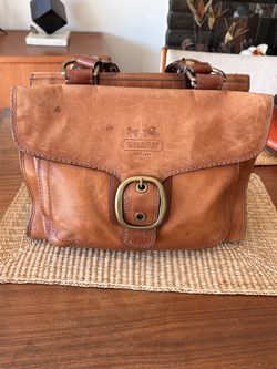 Coach vintage leather shoulder bag a wallet