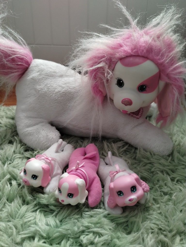 Puppy Surprise:Roxy & Babies