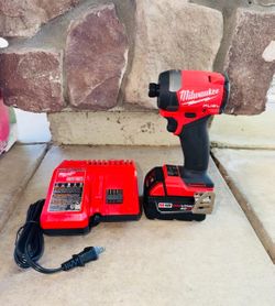 Milwaukee M18 FUEL 1/4" Brushless Gen 3 Impact Driver 2953-20 + 5.0 Battery & 18V Charger
