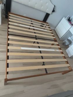 Zinus 14 Inch Ellie Bamboo Platform Queen Bed Frame