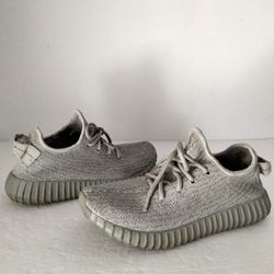ADIDAS YEEZY BOOST 350 MOONROCK MENS SNEAKERS SIZE 6.5