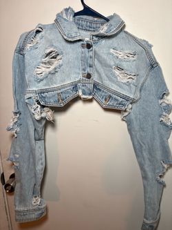 Light Wash Distressed Cropped Denim Jacket