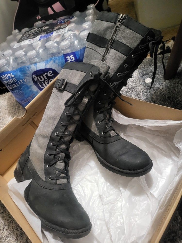 Ugg Cristal Black Waterproof Leather Wool Snow Boots 7.5 Nice Condition