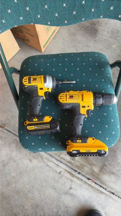 Dewalt drill set