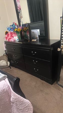 Dresser