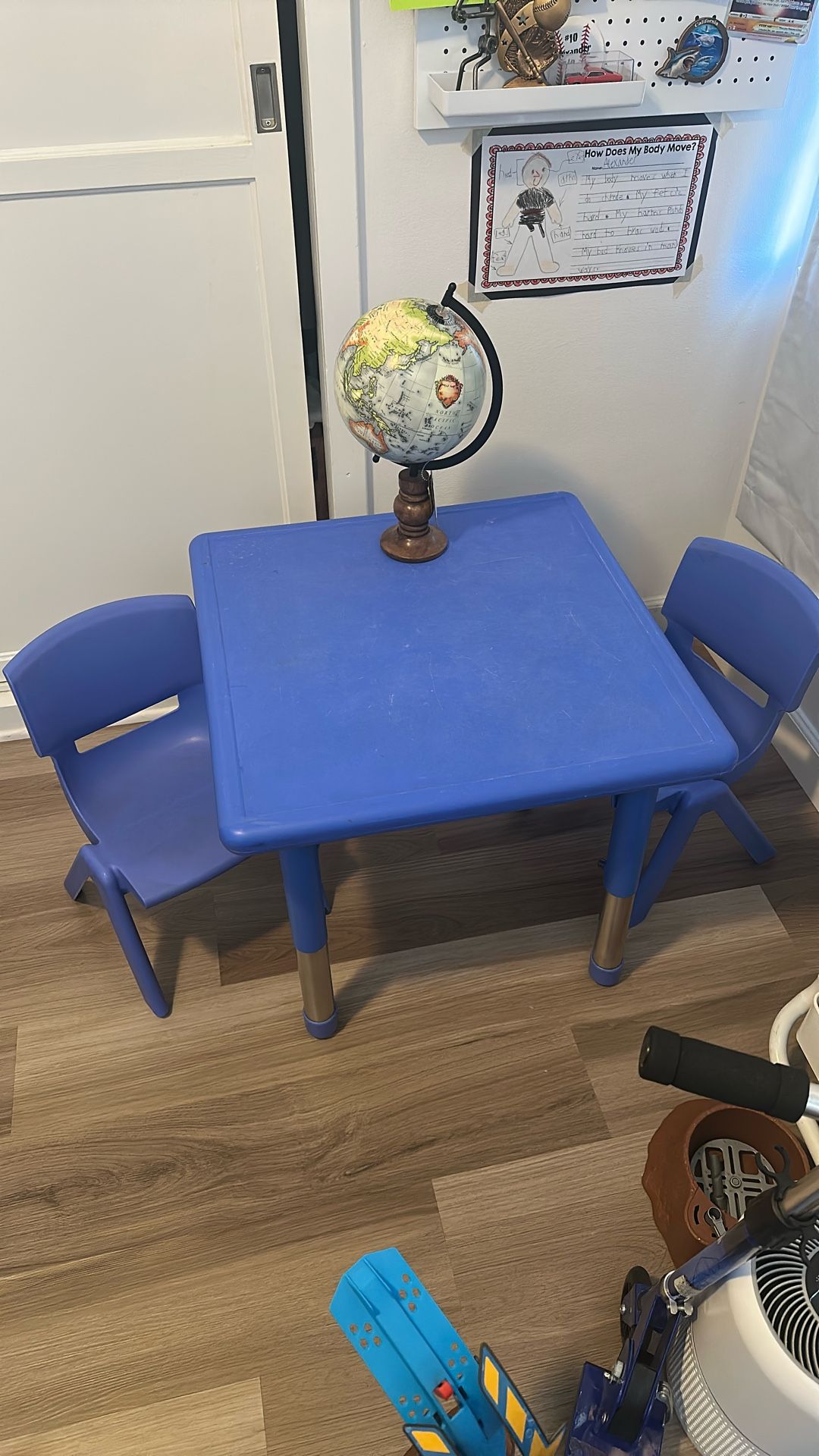 Flash Furniture Square Activity Table Set, 24"W x 24"D x 14.50" - 23.75"H