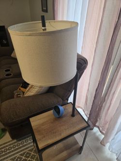 2 Lamps tables