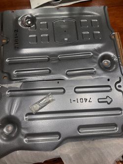 Tesla Model 3 / Model Y Metal Front Skid Plate Under Engine Guard – 7401-1 & 7401-2