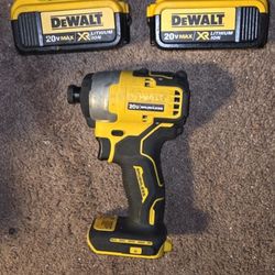 DeWalt ATOMIC 20V MAX brushless 1/4 in. compact impact driver with 2x 4AH batteries included