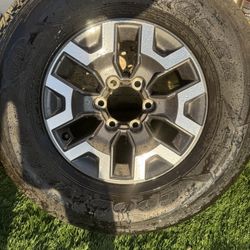 Toyota Tacoma TRD Off-Road Spare Tire 🛞 