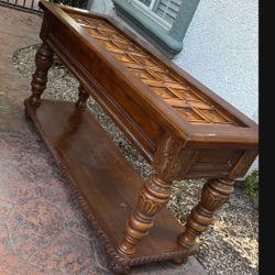 End Table Furniture Need A New Home