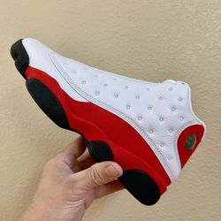 Jordan 13”Chicago”size 9-$290