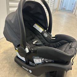 Infant Car Seat - Graco Snugride 35 Lite LX 