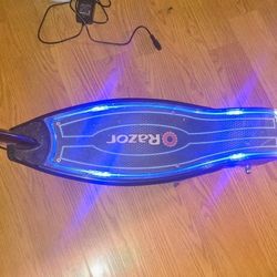 E100 GLOW ELECTRIC SCOOTER 