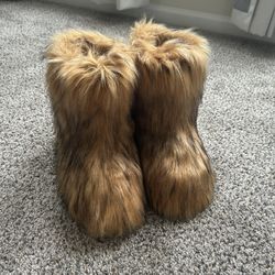Brown Fur Boots Women Size 10