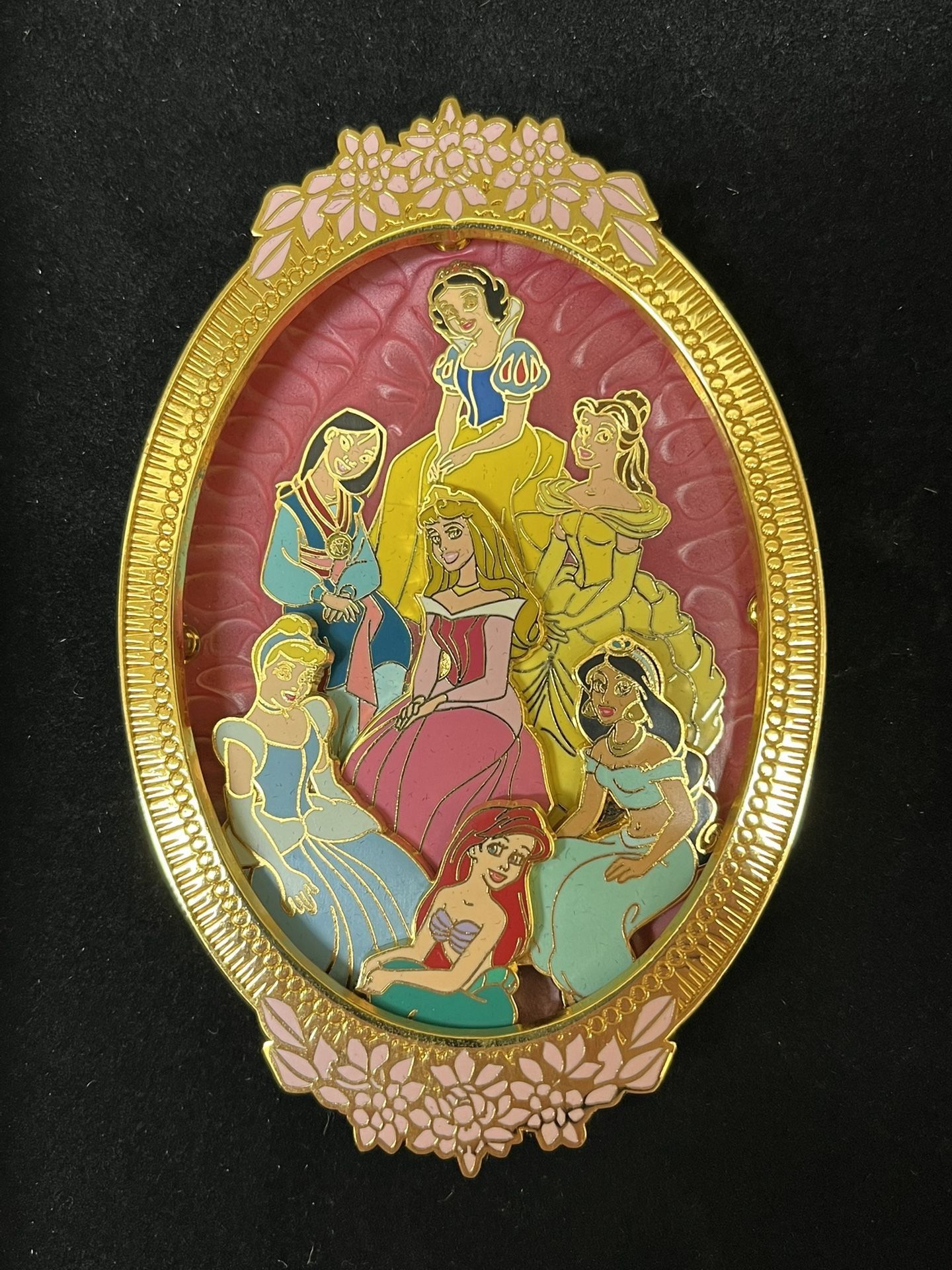Disney Pins Princess Portrait Featured Artist Jumbo LE 750