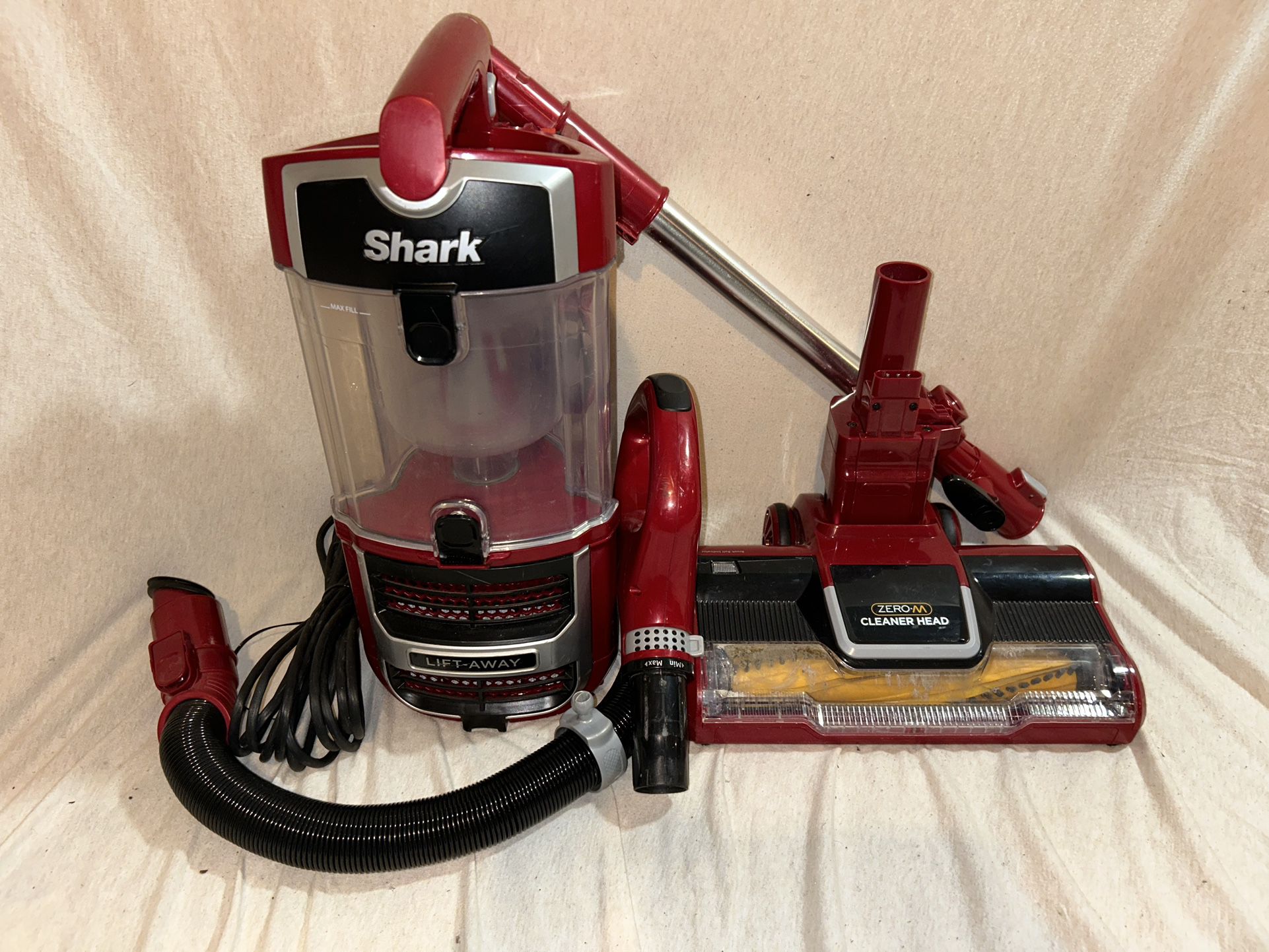 Shark Navigator Lift-Away Self-Cleaning Brushroll Upright Vacuum - ZU561 