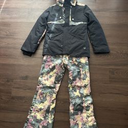 Like New Obermeyer Girls Ski Jacket and Pants- Size 12Y