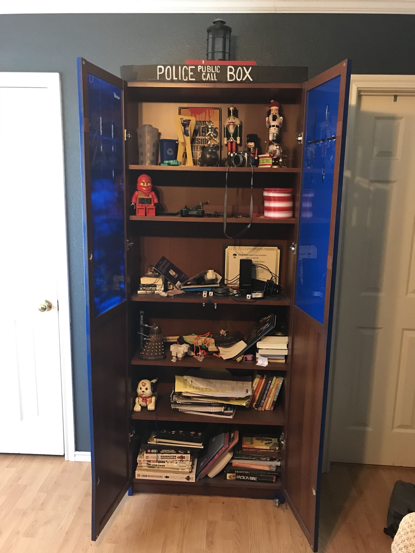 Doctor Who Tardis Cabinet For In