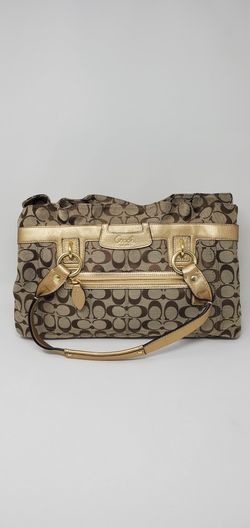 Coach Women's Penelope Carry All Shoulder Bag