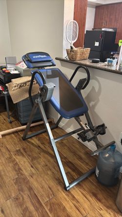 Inversion table