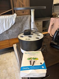 Aerogarden with seed pods