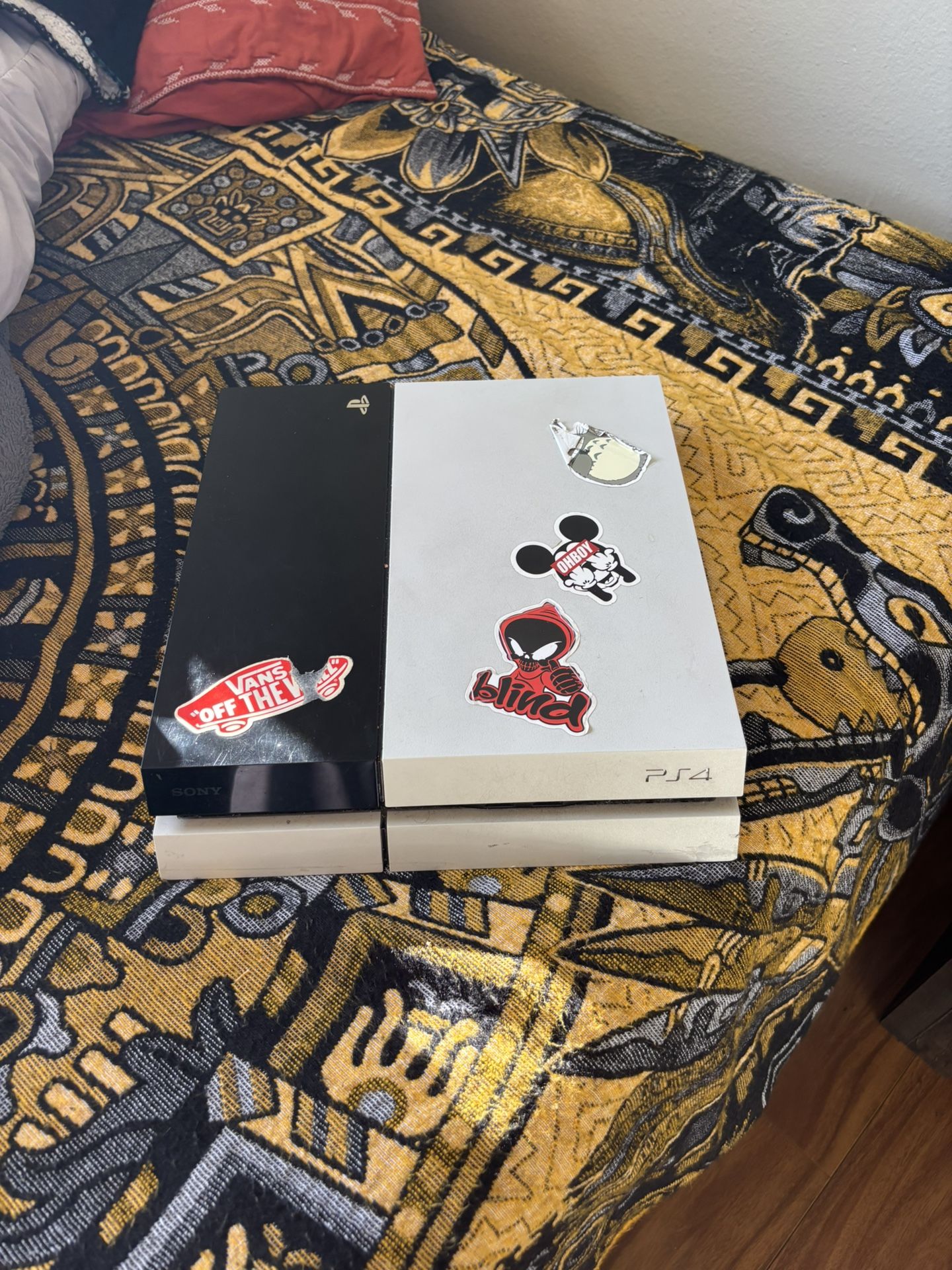 PS4 Console