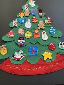 Hallmark  Keepsake “Countdown to Christmas Tree”  2004