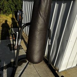 Heavy-Duty Everlast Punching Bag w/ Stand – Great Condition