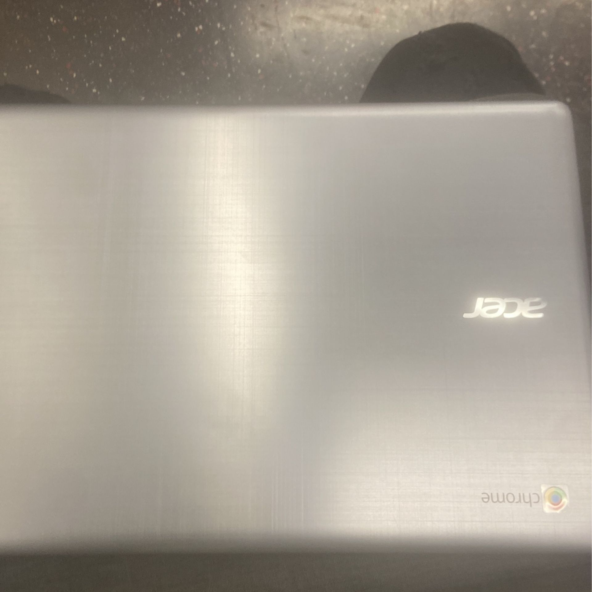 ACER CHROMEBOOK LIKE NEW
