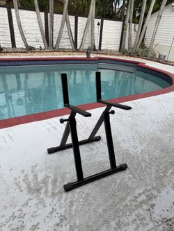 Amplifier Stand