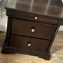 Night Stand With Jewelry Drawer Not Free