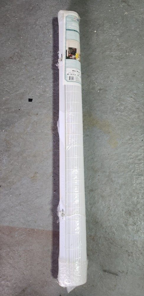48in X 72in White Vinyl Roll-Up Indoor/Outdoor Blinds UNUSED 