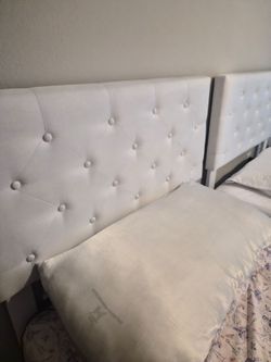 2 twin beds frames with mattresses