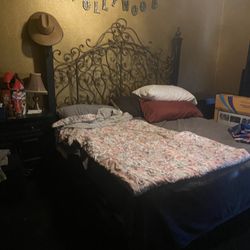 King Bedroom Set Wood And Iron 