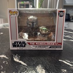 Funko Pop! Star Wars – The Mandalorian with The Child (#390) – Television Moments