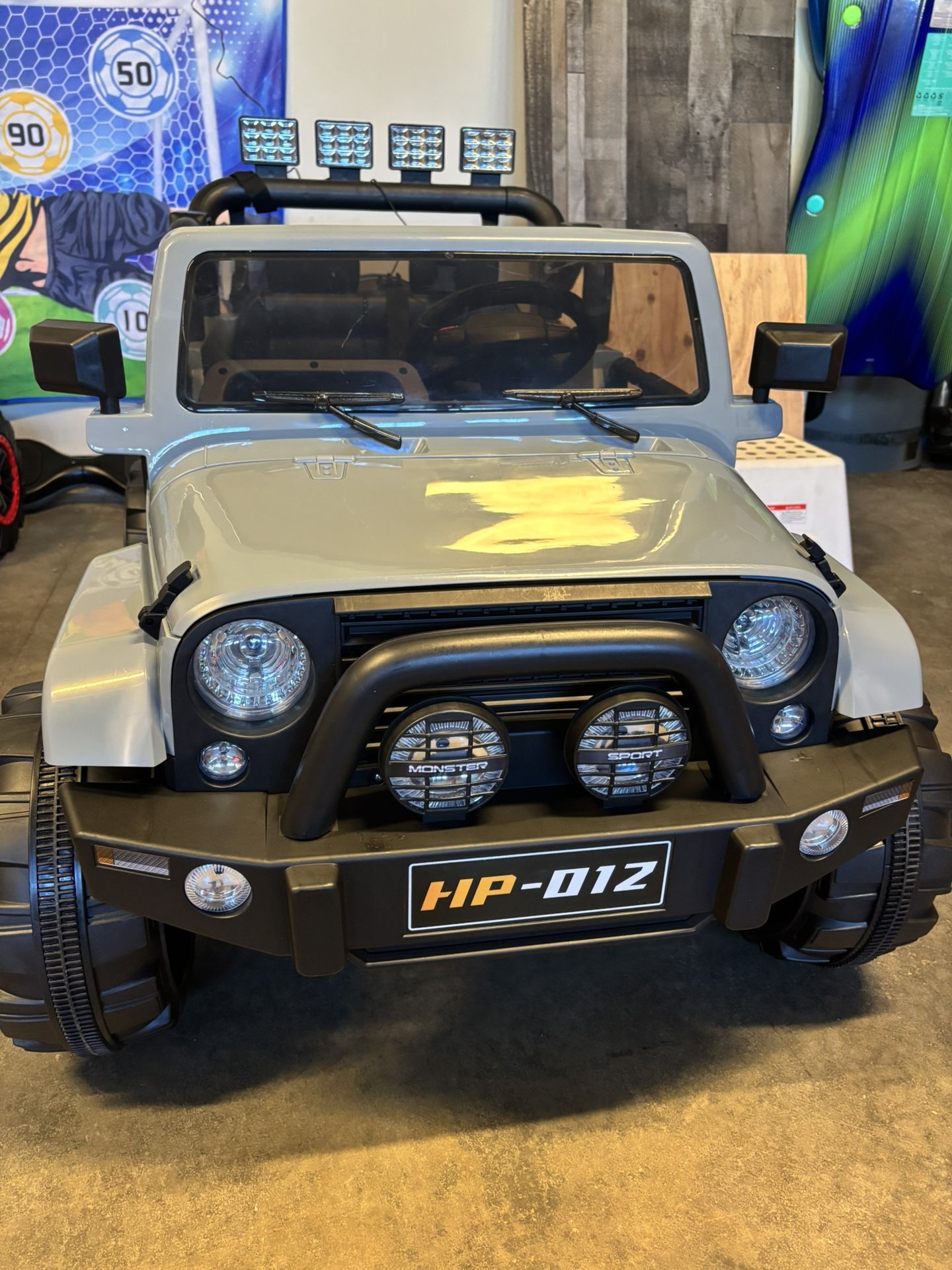 Kids Toy Electric Car (new, Out Of The Box)
