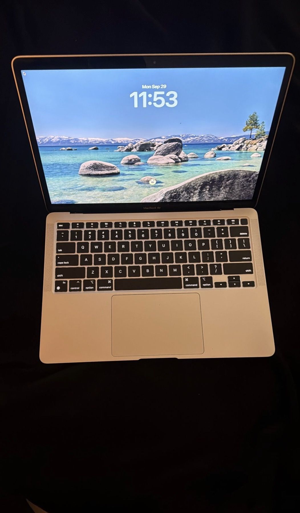 Apple MacBook Air 13 Inch M1 ( 2020 )256gb Storage 8ram 10/10 Silver Color 50 Cycle Count Hardly Used