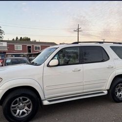 2004 Toyota Sequoia