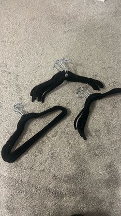 Felt hangers