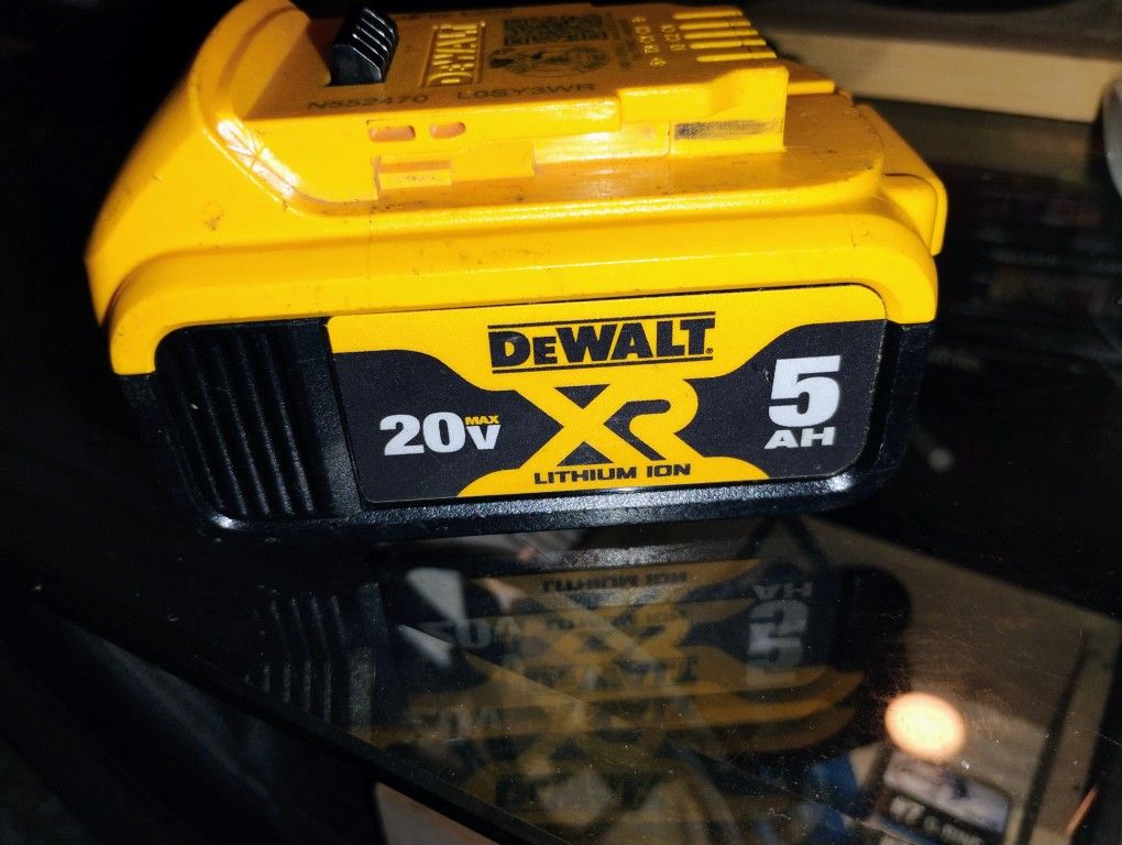 De Walt Portable Battery 5h 20v