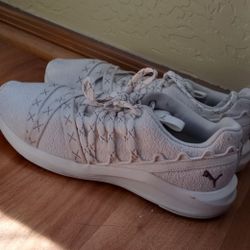 Puma Womens Running Shoes 7