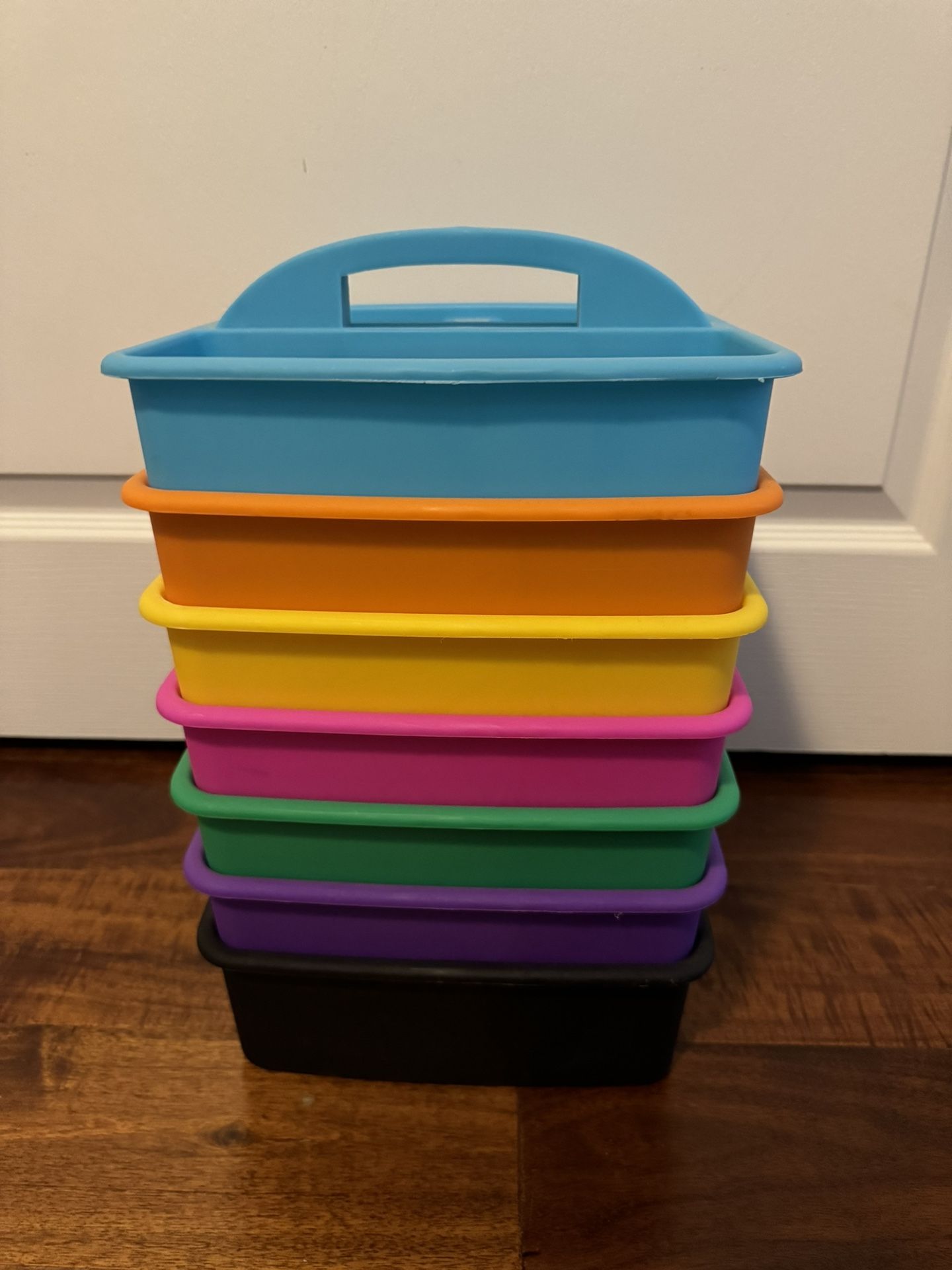 Teacher classroom Supplies: Plastic Caddy